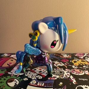 tokidoki x Arcane Blacklight Chrome Unicorno JINX
